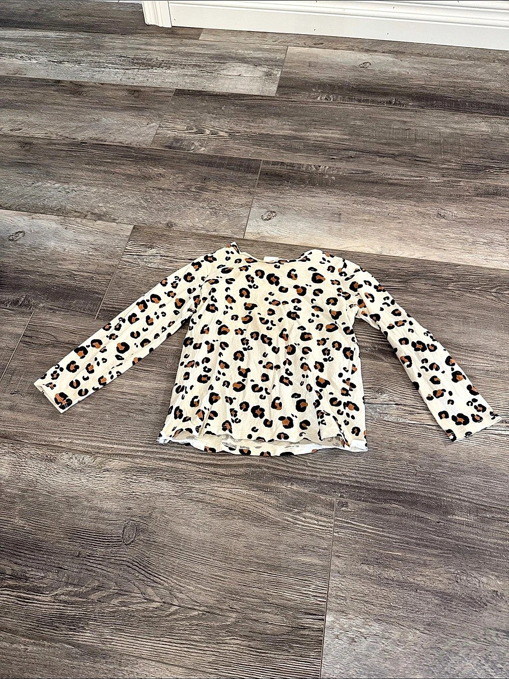 Zara Animal Print Long Sleeve Top in Cream & Brown Size 6 Like New